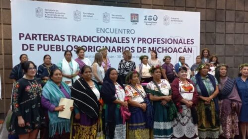 Encuentro de Parteras Tradicionales Y Profesionales
