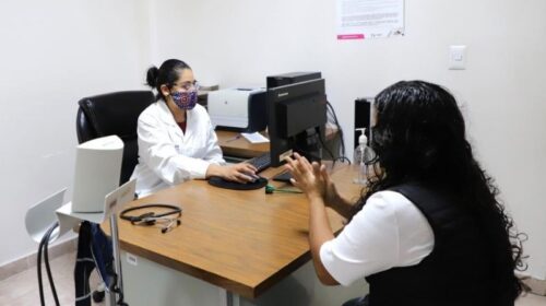 médicos especialistas