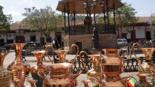 Kiosko y artesanías